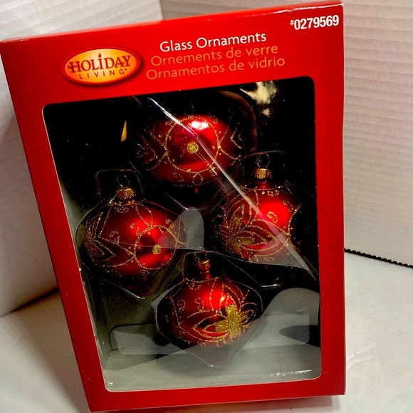 8 glass ornaments - Picture 2 of 5
